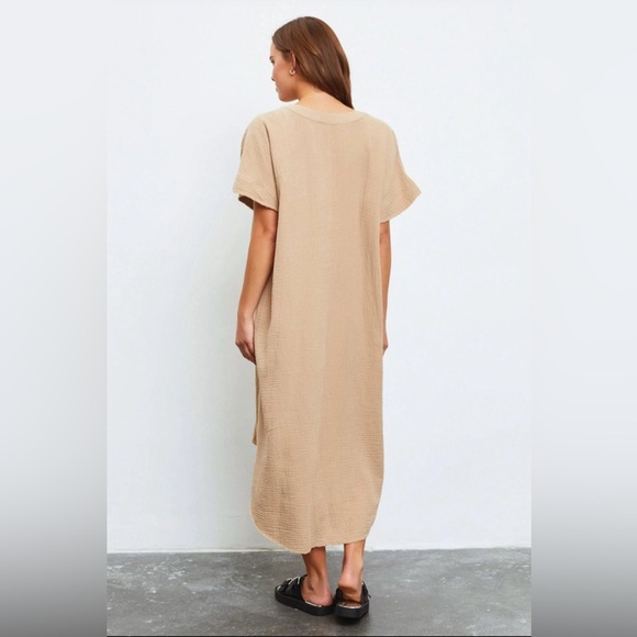 Latte Linen Short Sleeve Hi-Low Midi Tunic Dress - Picture 4 of 4
